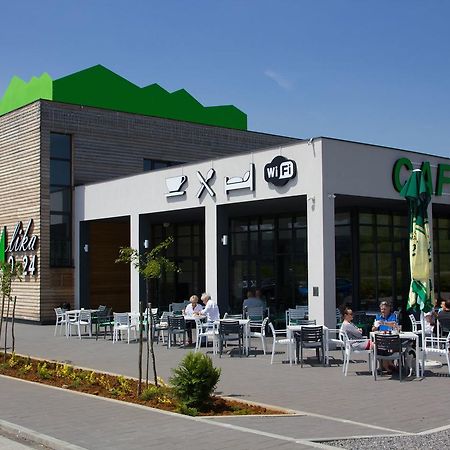 Hotel Lika Jug Brinje Exterior foto
